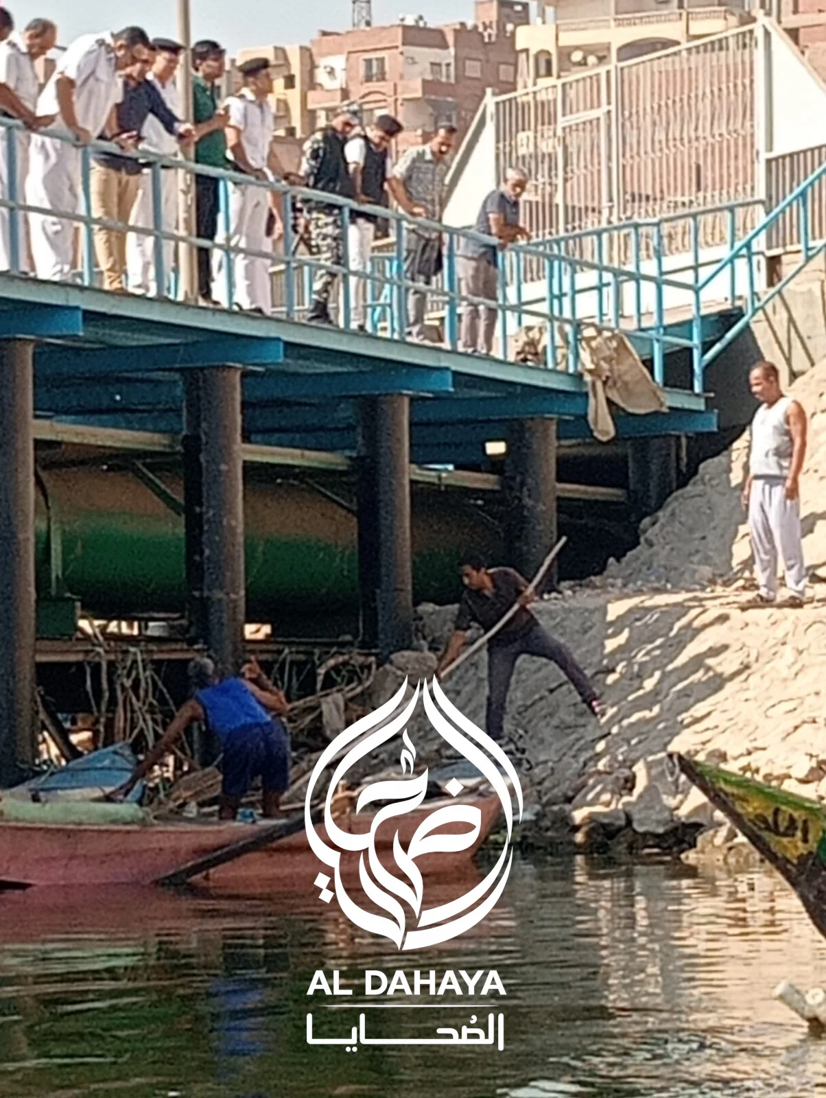 صورة 3 - انتشال جثمان رجل في العقد الثالث من العمر من مياه سوهاج قرب كوبري القبلي