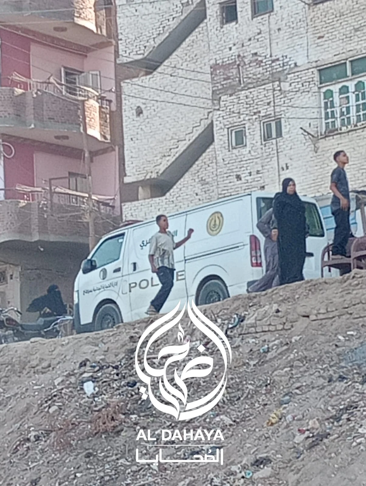 صورة 4 -     بقيادة الرائد محمد أسامة.. الإنقاذ النهري ينجح في انتشال جثمان غريق المنشأة