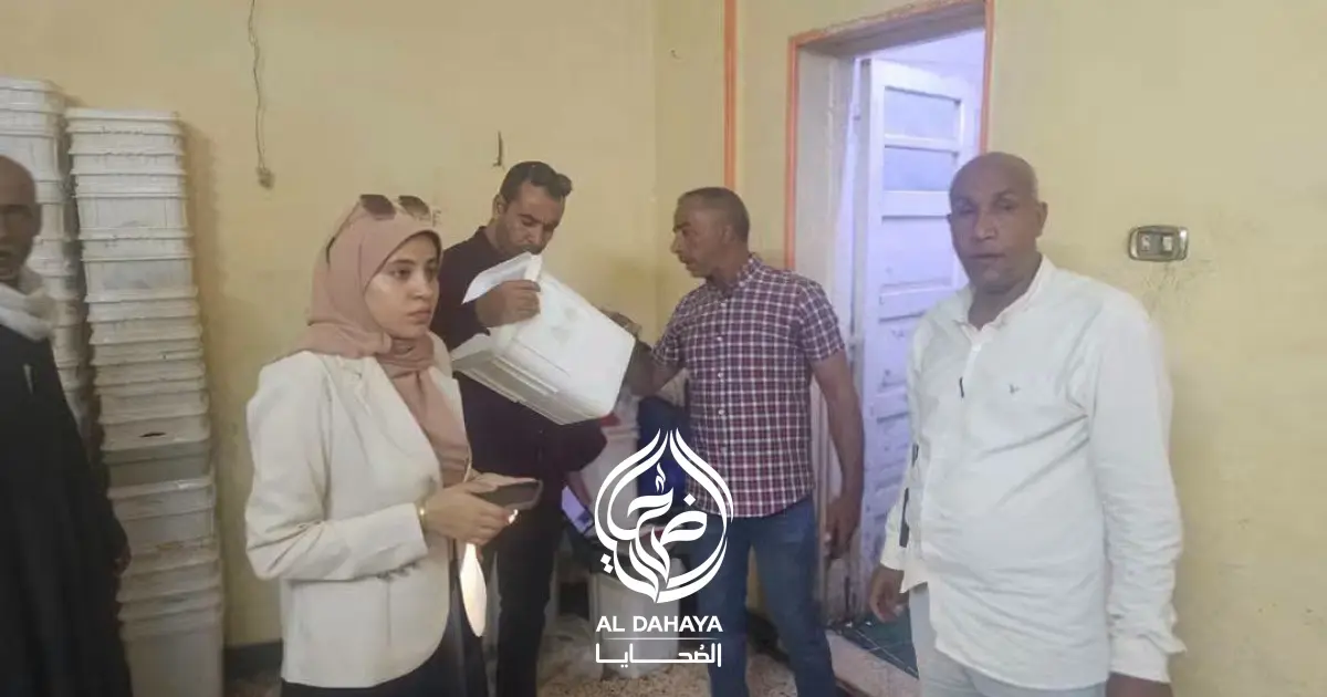 ضبط مصنع لتعبئة العسل في منفلوط ومصادرة 10 أجولة سكر خلال حملة تموينية بأسيوط