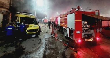 حريق يلتهم حمولة سيارة نقل محملة بالكتان بالمحلة
